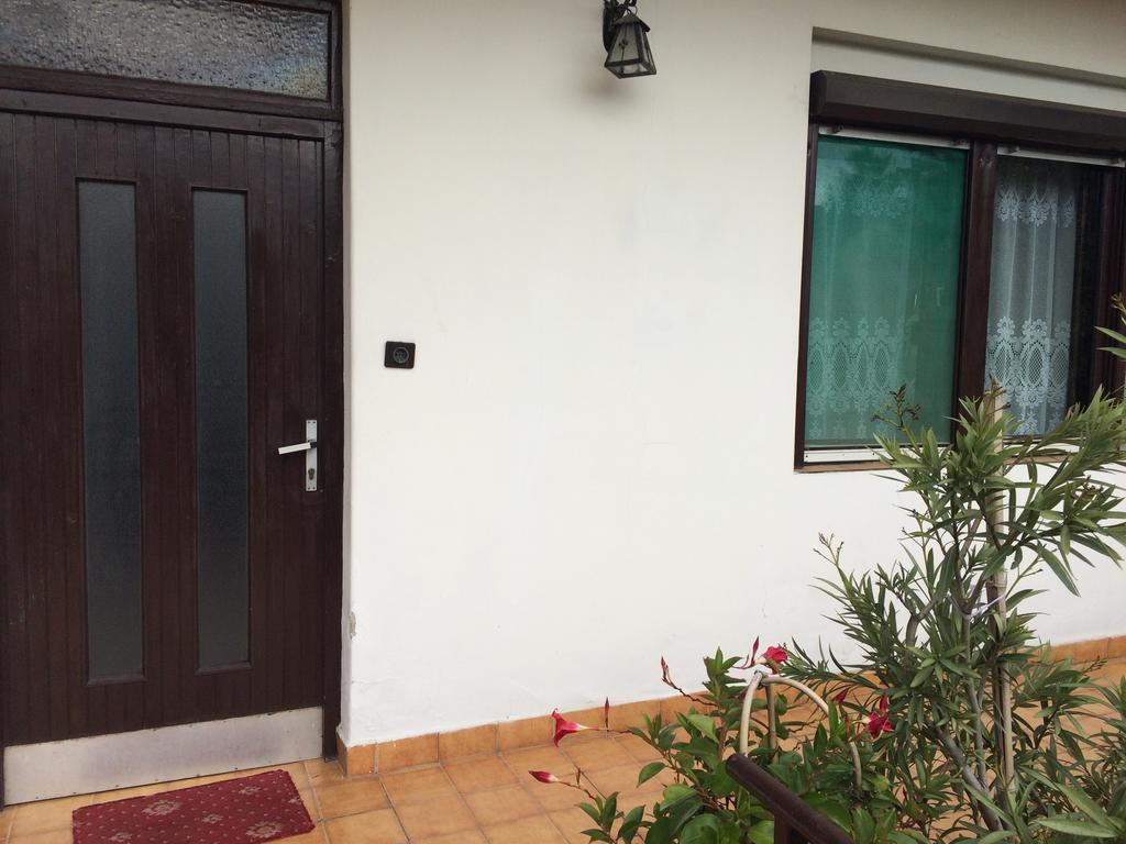Apartman Berki Margit Hévíz Oda fotoğraf